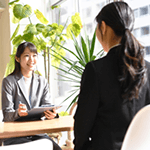貴社による面接・採用
