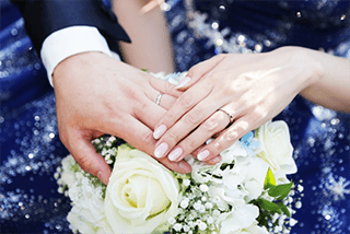 ジュエリー・アクセサリー販売員